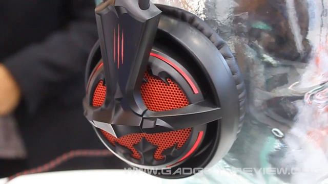 SteelSeries Diablo III Headset LED смотреть онлайн