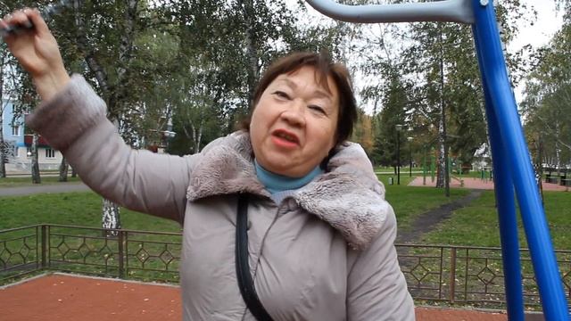 Блиц-опрос "Может ли школа запретить обучающимся ходить с цветными волосами?" смотреть онлайн