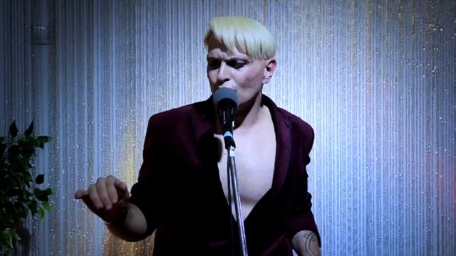 SLUT by Ivo Dimchev /LIVE at Mozei/ смотреть онлайн