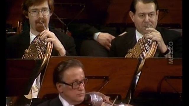 Berlioz - Symphonie Fantastique Haitink Concertgebouw FULL VIDEO