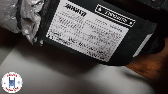 Обзор катамарана Lagoon 440, 2009 года + размеры кают, кроватей, камбуза, гальюна | Обзоры яхт смотреть онлайн