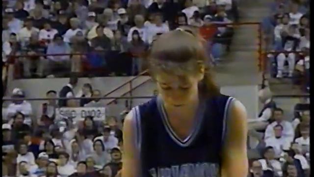 UConn Husky Women 1995-96 Senior Night (Pt 3 of 4) Uconn vs. Villanova смотреть онлайн