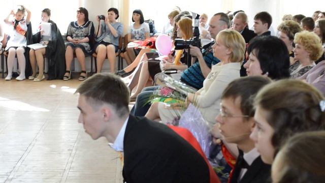 г. Вуктыл 2015 год. Родители на последнем звонке смотреть онлайн
