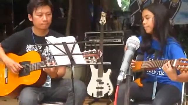 Karissa - Sempurna (cover) @ Waterboom lippo cikarang.mp4 смотреть онлайн
