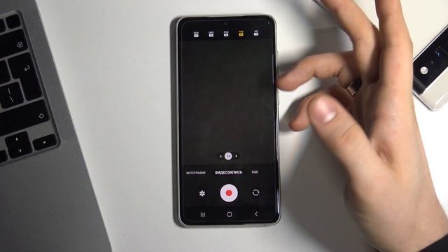 Запись видео в 4К на SAMSUNG Galaxy S21 FE смотреть онлайн