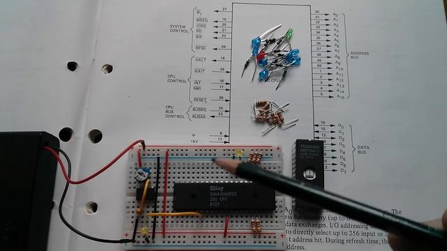 Flashing LEDs - Z80 Style смотреть онлайн