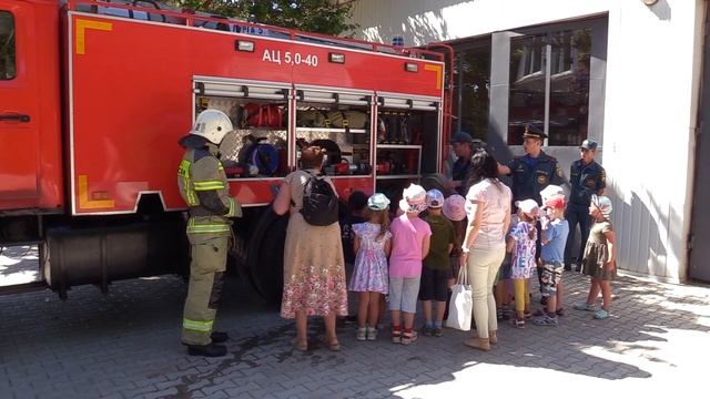 Сотрудники пожарной части провели открытый урок для детей дошкольного возраста смотреть онлайн