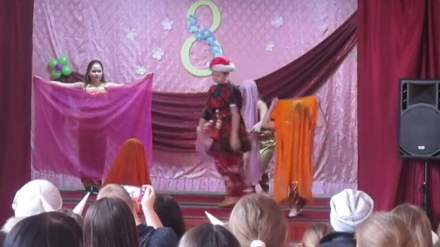 ??2017г. танец ВОСТОЧНЫЕ ТАНЦЫ 8 марта смотреть онлайн