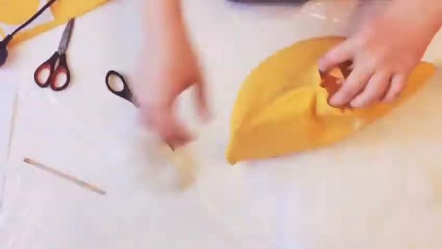 DIY Как сделать подушку Эмодзи| своими руками (первое видео) смотреть онлайн