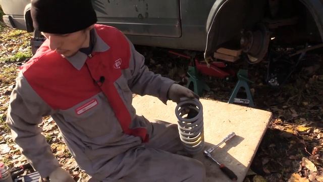 ВАЗ 2107 ЗАМЕНА ПЕРЕДНИХ ПРУЖИН.mp4 смотреть онлайн