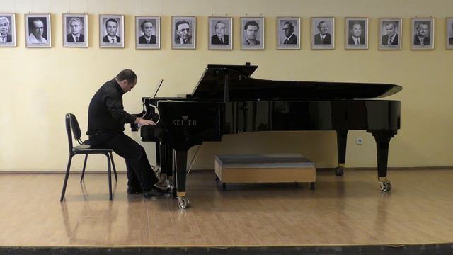 Ivan Karabits Preludes XX. Andrey Fomin (piano) смотреть онлайн