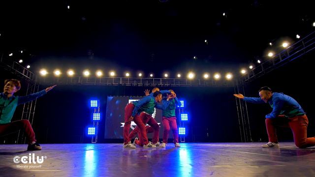 ArtGee | 2nd Place Upper Division | Winner's Circle | World of Dance Finals 2017 | #WODFINALS17 смотреть онлайн