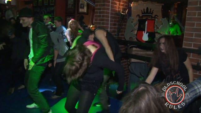 Зомби пришли в гости....в OldSchool Pub
