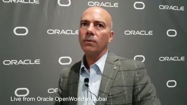 Strands' CEO Erik Brieva at Oracle Open World Dubai смотреть онлайн