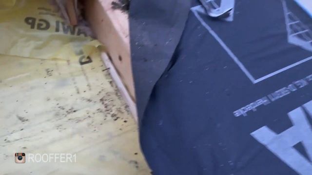 РЕМОНТ КРОВЛИ С ЗАМЕНОЙ ПАРОИЗОЛЯЦИОННОЙ ПЛЕНКИ И УТЕПЛЕНИЕМ смотреть онлайн