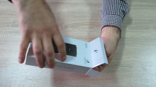 POE 2IN1 24V-0.5A, Адаптер PoE UBIQUITI 24В + інжектор POE (2xRJ45)(POE 2IN1 24V-0.5A) смотреть онлайн