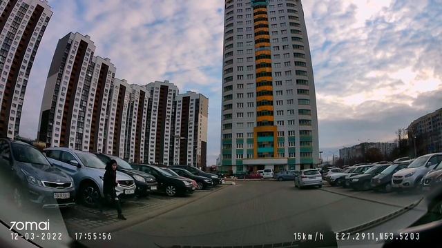 Регистратор. Ребенок выбежал из-за авто. смотреть онлайн