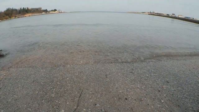 Севастополь сегодня. +15 Погода балует севастопольцев). Гуляем по Омеге. смотреть онлайн