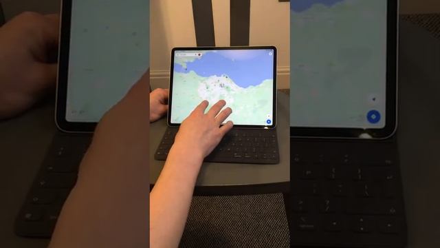 iPad Pro 12.9-inch (3rd generation) Wi-Fi + Cellular with smart Folio Keyboard-1 смотреть онлайн