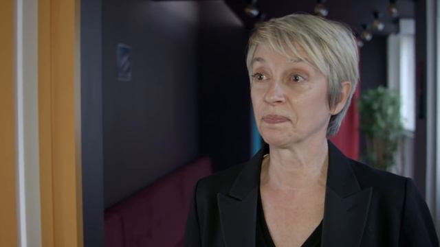 Casting Director Nathalie Cheron: What Not to Do in an Audition смотреть онлайн