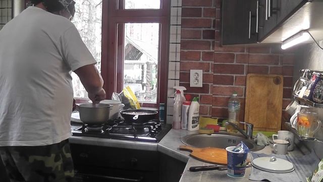 РЕЦЕПТ СОУСА ИЗ КУРИНЫХ ПОТРОШКОВ ДЕДА МОЖЕТ №11 смотреть онлайн