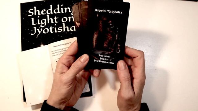 The Vedic Astrology Oracle and Study Deck by Julianne Victoria #tarotmap смотреть онлайн