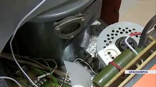Крас­но­яр­ские уче­ные со­бра­ли уста­нов­ку, очи­щающую воду элек­тро­им­пуль­сами смотреть онлайн