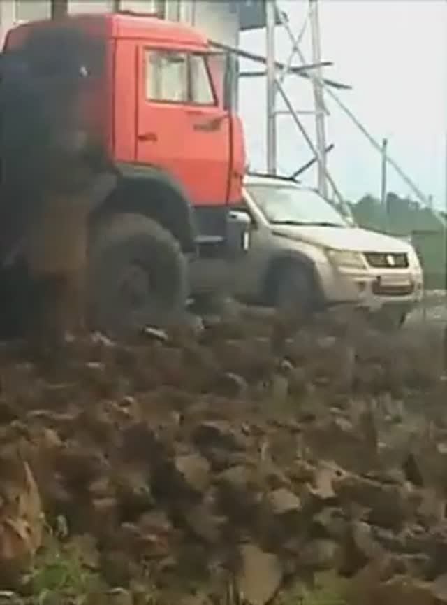 Устройство бурок Ф 400 мм под ростверковый фундамент при строительстве частного дома смотреть онлайн