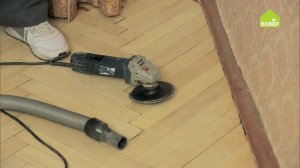 Реставрация паркета: шлифуем пол у стен, в углах и у двери