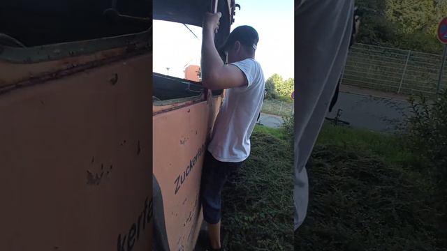 МЫ НАШЛИ ЗАБРОШЕННЫЙ ПОЕЗД смотреть онлайн