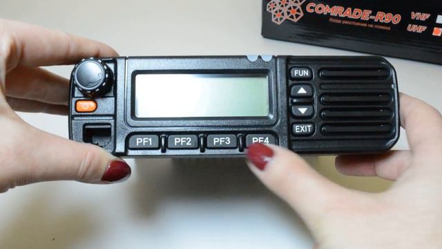 Автомобильная рация Comrade R90 смотреть онлайн