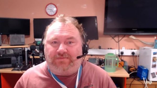 Logitech USB headset H390 with noise cancelling microphone