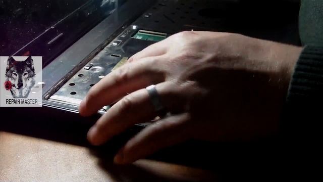 Notebook Disassembly #Dell Inspiron N5010 With the occasional shutdown #technology смотреть онлайн