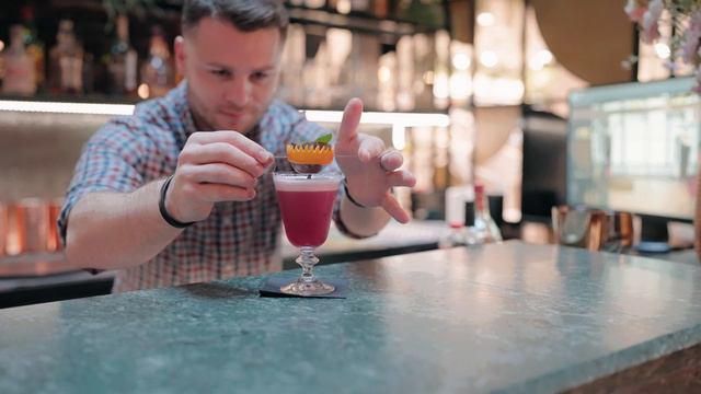 Experience the Hotel Hubert Brussels - Promo Video смотреть онлайн