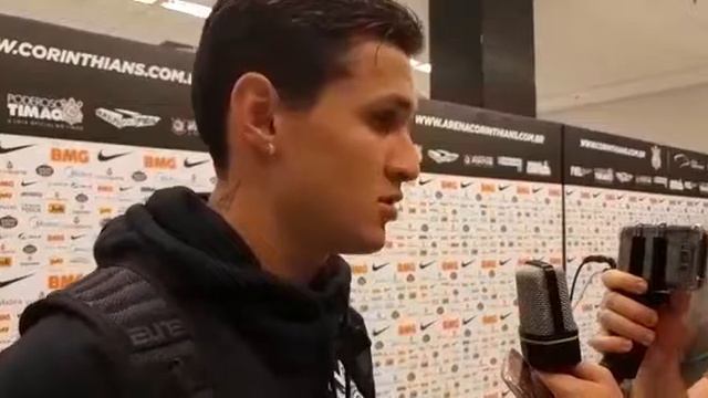 Mateus Vital vê vitória merecida do Corinthians e lamenta expulsão de Janderson смотреть онлайн
