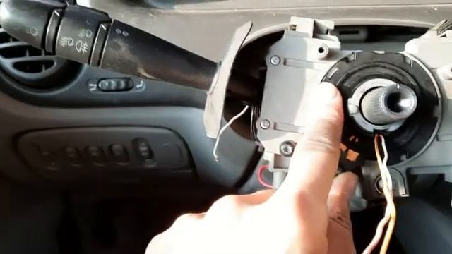 Renault scenic. Не работает сигнал. смотреть онлайн