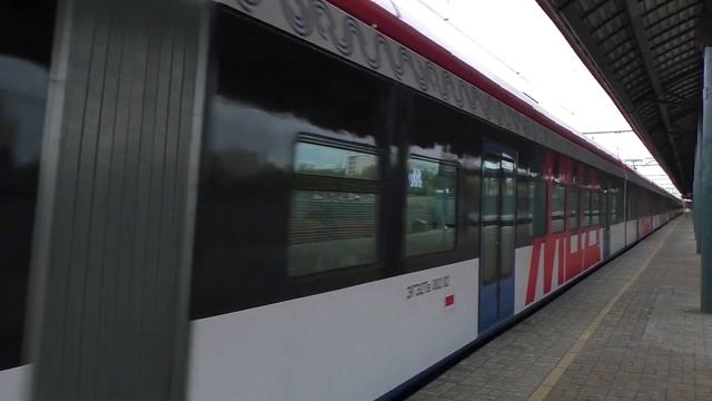 Встреча двух электропоездов ЭГЭ2ТВ-012 и ЭГЭ2ТВ-002 