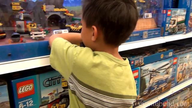 SHOPPING at TOYS "R" US! - Angry Birds, Skylanders, LEGO! смотреть онлайн