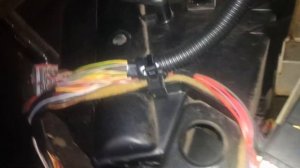 шевроле нива,  как открыть краник отопителя в ручную, дует холодный воздух