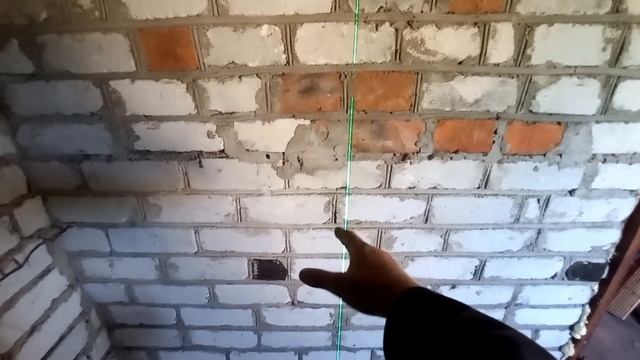 26 серия. Дом мечты из старой дачи. Пробурил стену и установил печку! смотреть онлайн