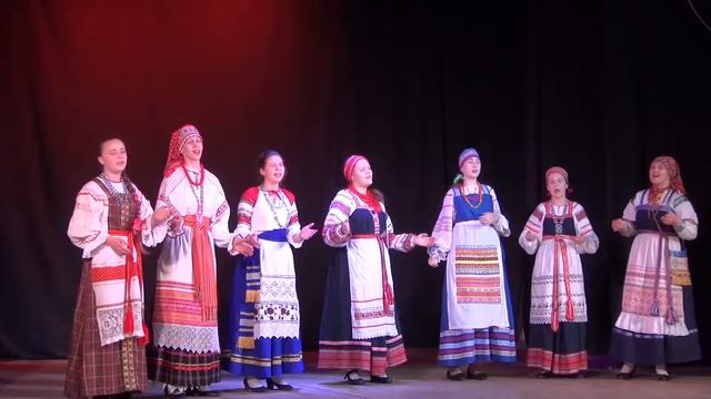 Дунули, грянули, У наших воротьев, «Заряница», народный, ансамбль, 17.11.2018 смотреть онлайн