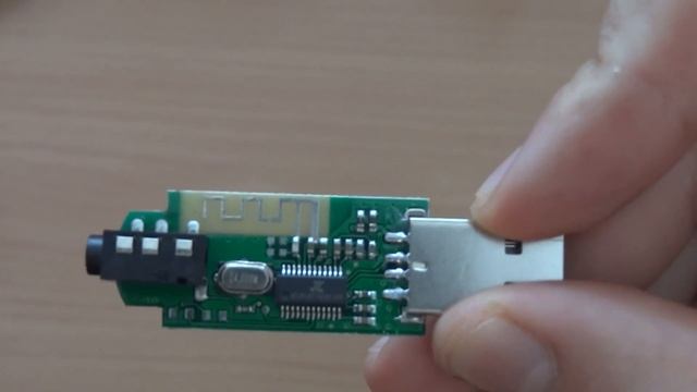 Bluetooth Audio Transmitter - Make Any Device Bluetooth Enabled!