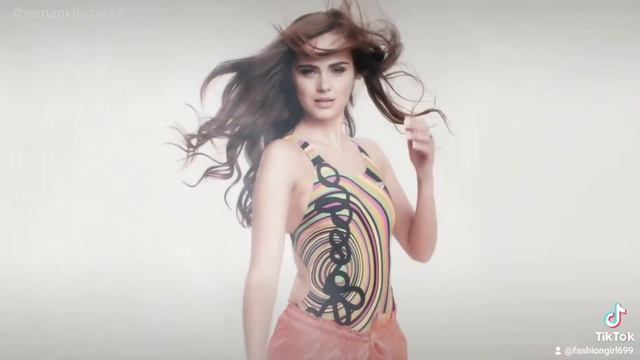 Gorgeous Xenia Deli смотреть онлайн