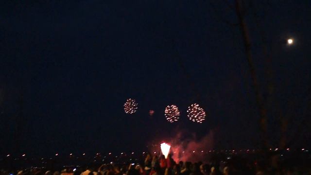 ✅125 лет Новосибирску. День города. Фейерверк на Михайловской набережной. смотреть онлайн
