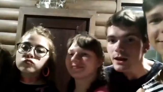 Весёлое ЛЕТО в лагере Дубраве смотреть онлайн