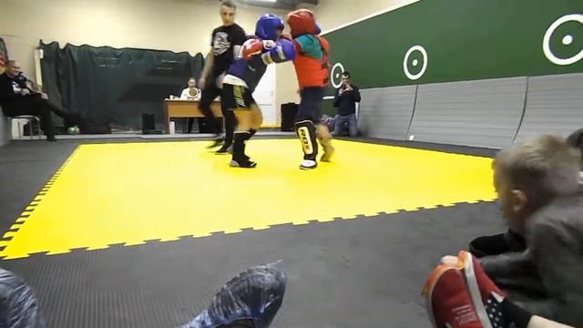 Дима 2 раунд  (клуб Медведь)