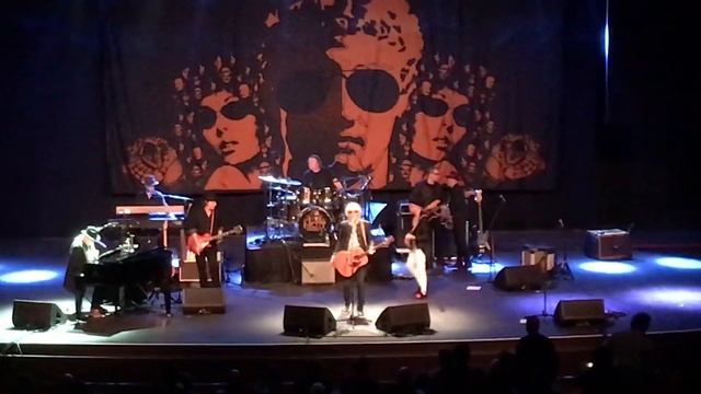 Roll Away The Stone / Marionette - Mott The Hoople смотреть онлайн