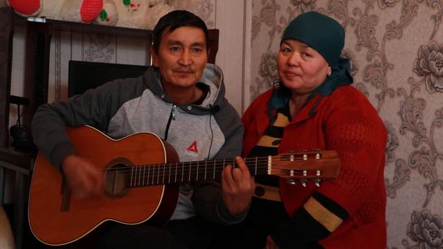 Рахматалы & Гулсун - Плот на гитаре смотреть онлайн