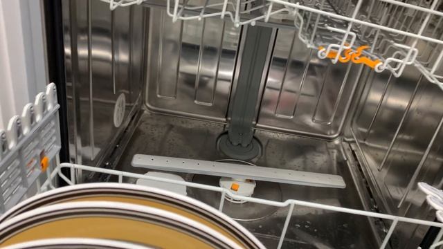 NEW Miele G7366SCVI SF 7000 Series Dishwasher In-Depth Review смотреть онлайн