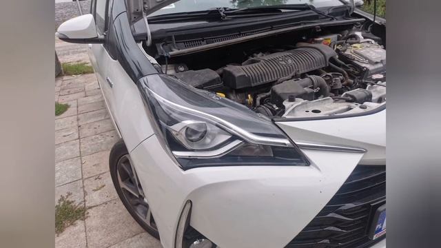 Toyota Yaris naprawa lamp LED смотреть онлайн